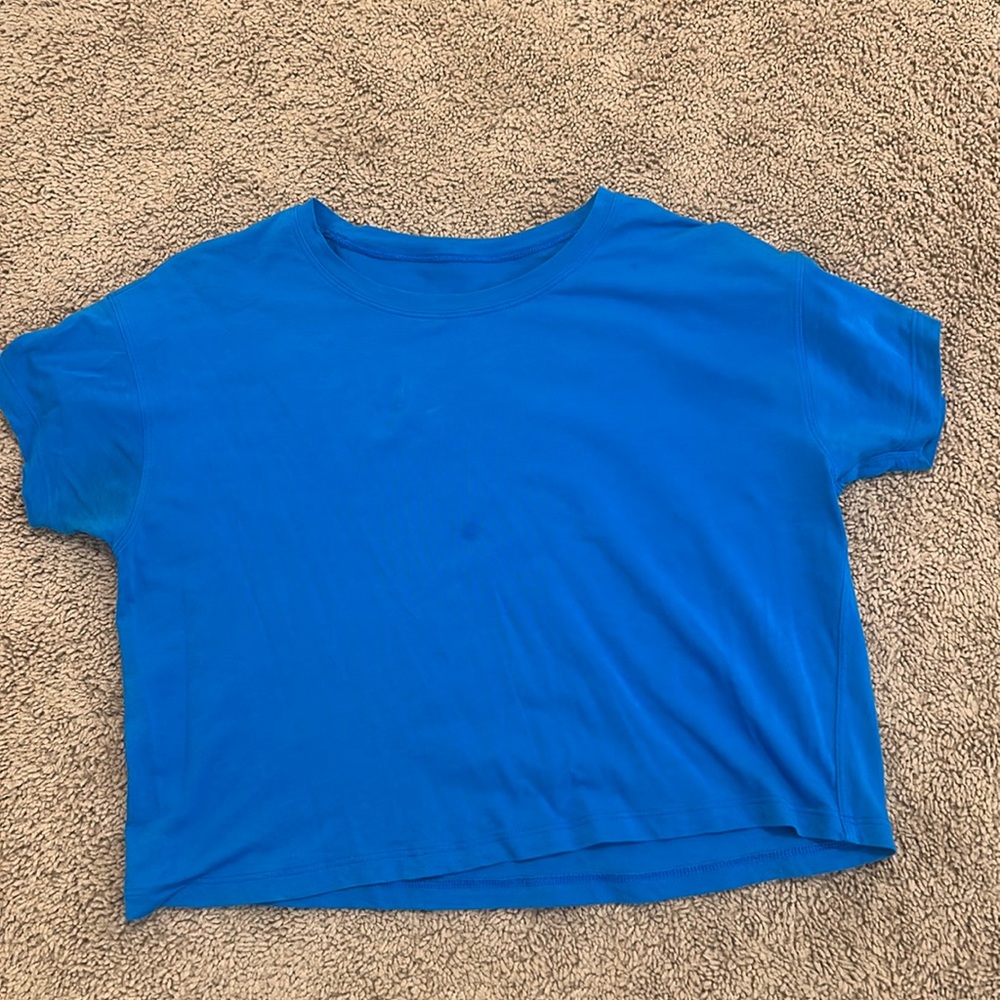 Blue lululemon t shirt